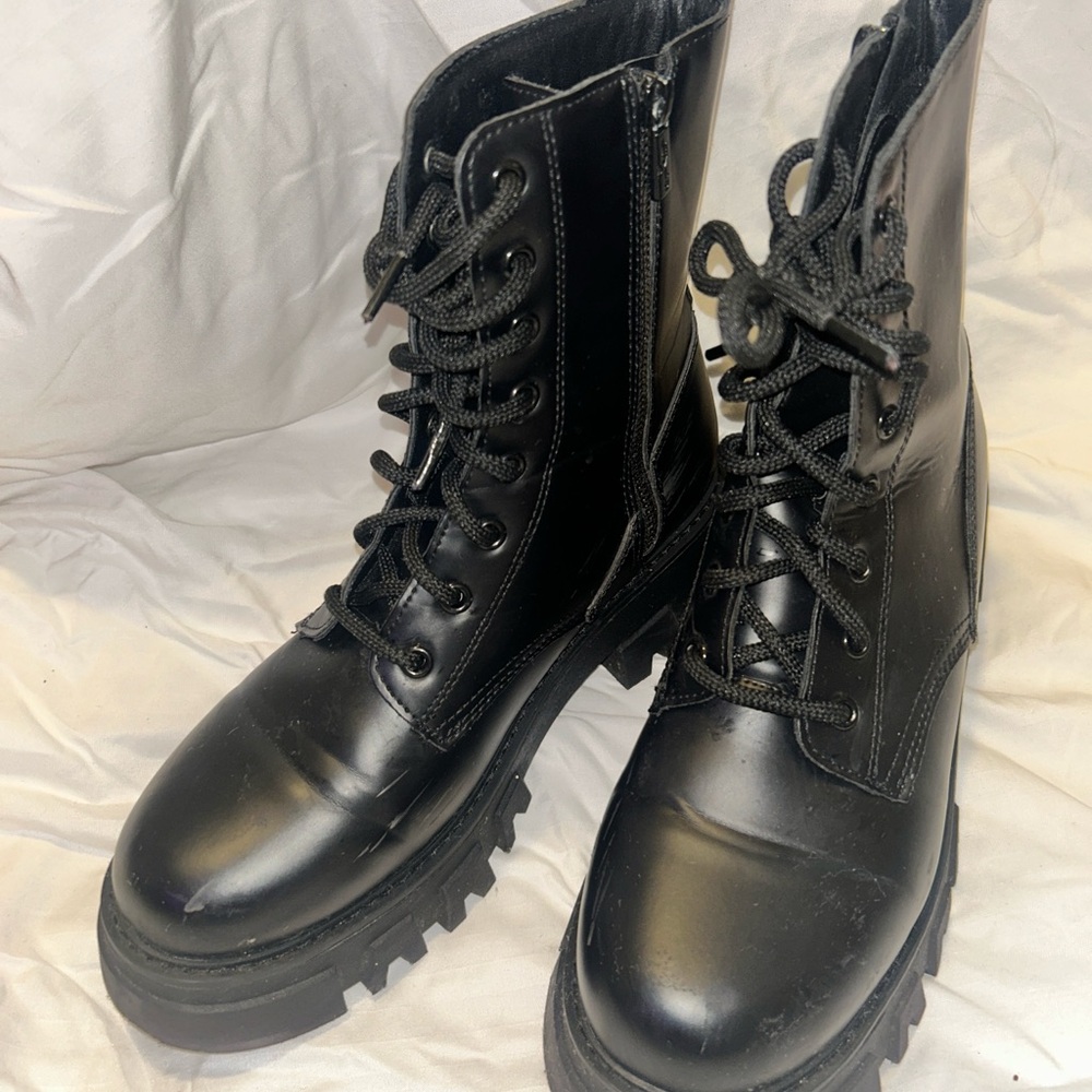 Levi's Shiny Black Combat Boots